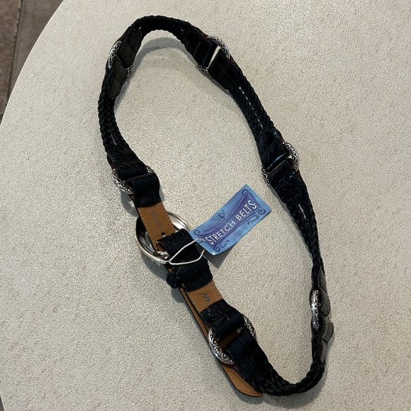 Brighton Black Leather Belt with Silver Plated Hardware Size 40 - Picture 3 of 10